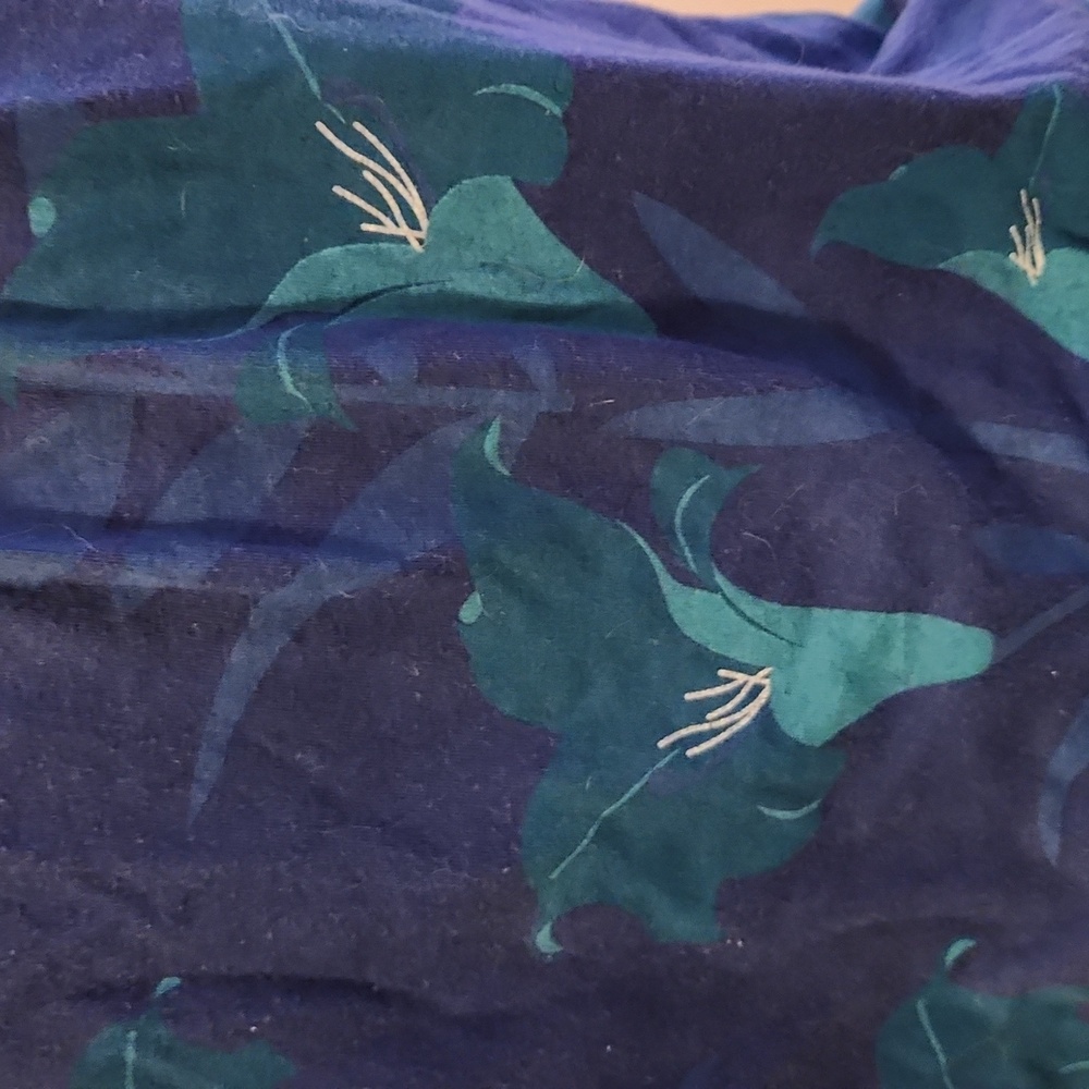 Bluenotes Floral Lily Tank Top - Picture 2 of 8